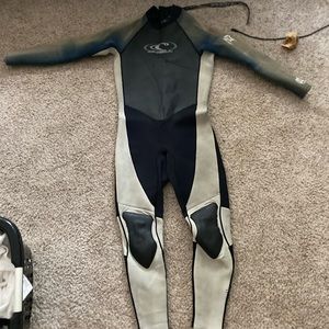 O’Neill Wet Suit, Size Medium